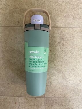 Owala Mint Green Leak-Proof Travel Bottle with Built-In Straw